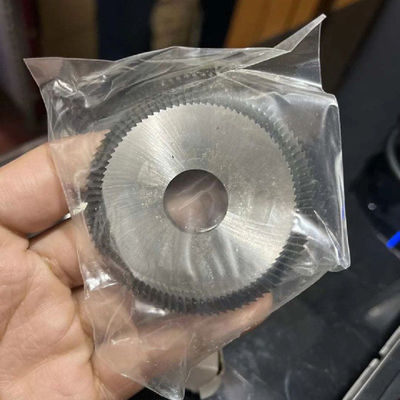 Kenmerkende verticale sleutelmachine voor het snijden van schijven en machinebevestigingen