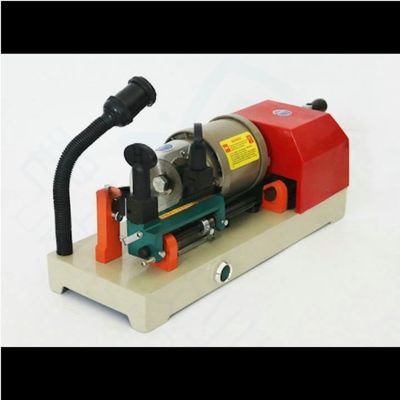 Spanning 110V/220V/50Hz/60Hz Horizontale sleutelmachine voor sleutelkopieer-duplicator