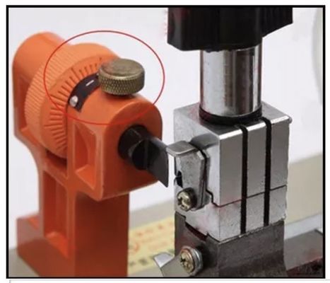 DeFu 668B Autosleutel snijmachine 120W Tarbon staal productiemateriaal voor sleutel maken