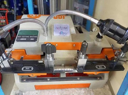 High Security 100E Sleutel Duplicator 51*40*32cm Multifunctionele Horizontale Sleutelmachine