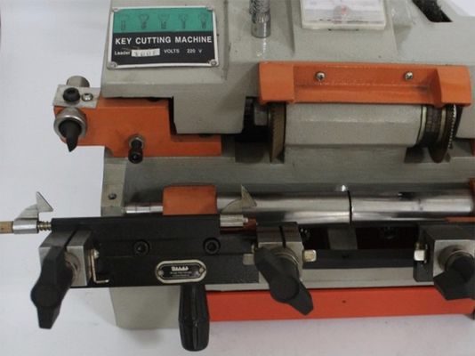 High Security 100E Sleutel Duplicator 51*40*32cm Multifunctionele Horizontale Sleutelmachine