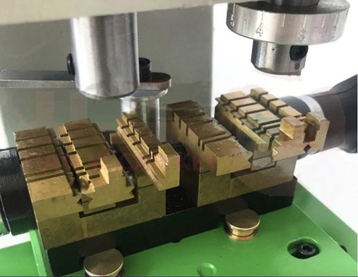 Verticale en horizontale 2 in 1 functie Metalen autodeur sleutel snijmachine 48*35*40cm